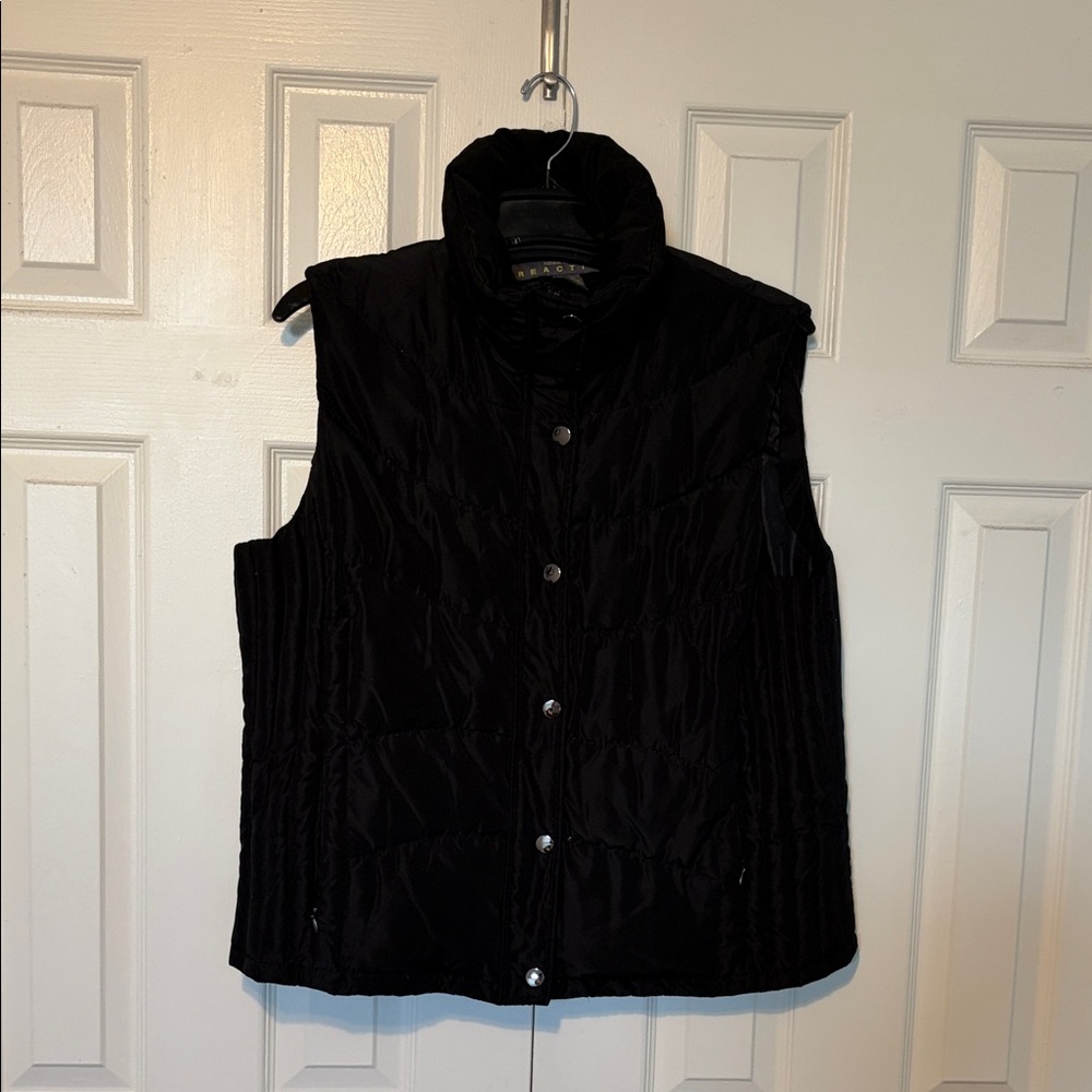 Kenneth Cole Reaction Black Vest